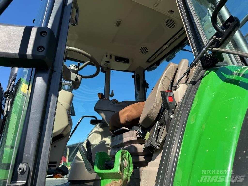 John Deere 6155M Traktorit
