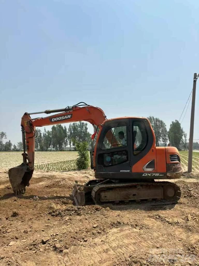 Doosan DX 75-9 Telakaivukoneet