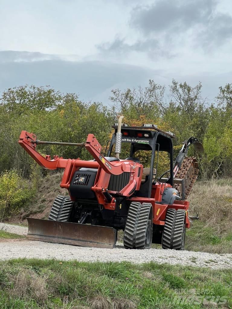Ditch Witch RC120 Ketjukaivurit