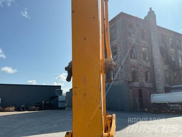 JCB 140XLC Telakaivukoneet