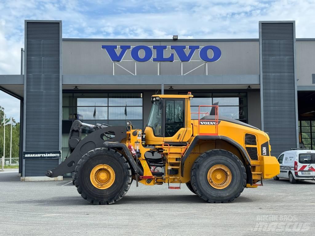 Volvo L 260 H Pyöräkuormaajat