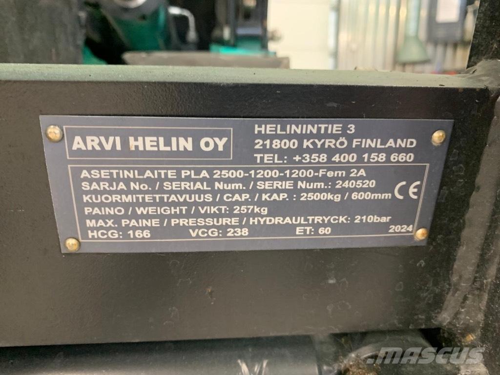 Mitsubishi FD 25 N2 Dieseltrukit