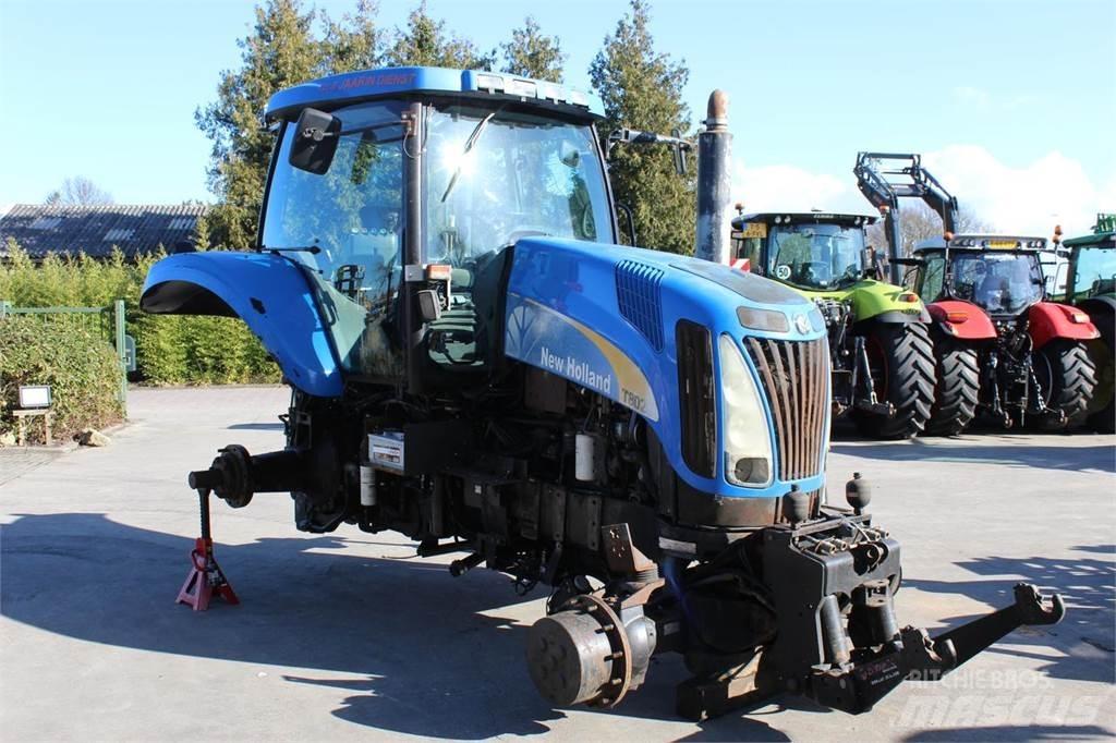 New Holland T8020 Traktorit