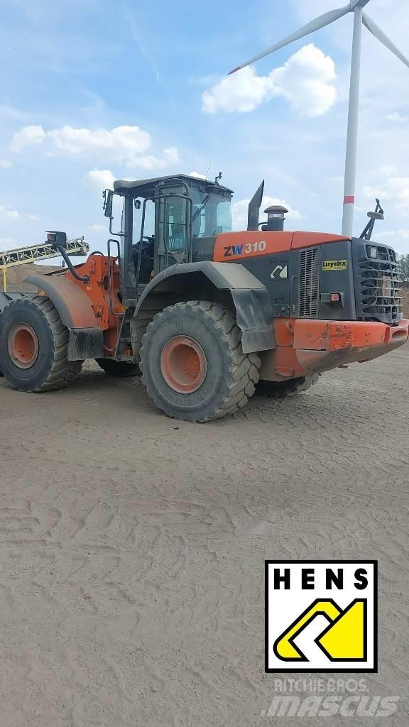 Hitachi ZW 310 Dumpperit