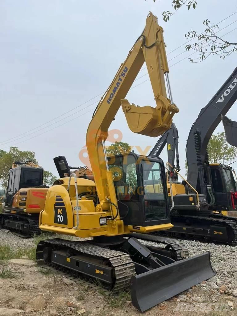Komatsu PC 70 Midikaivukoneet 7t - 12t