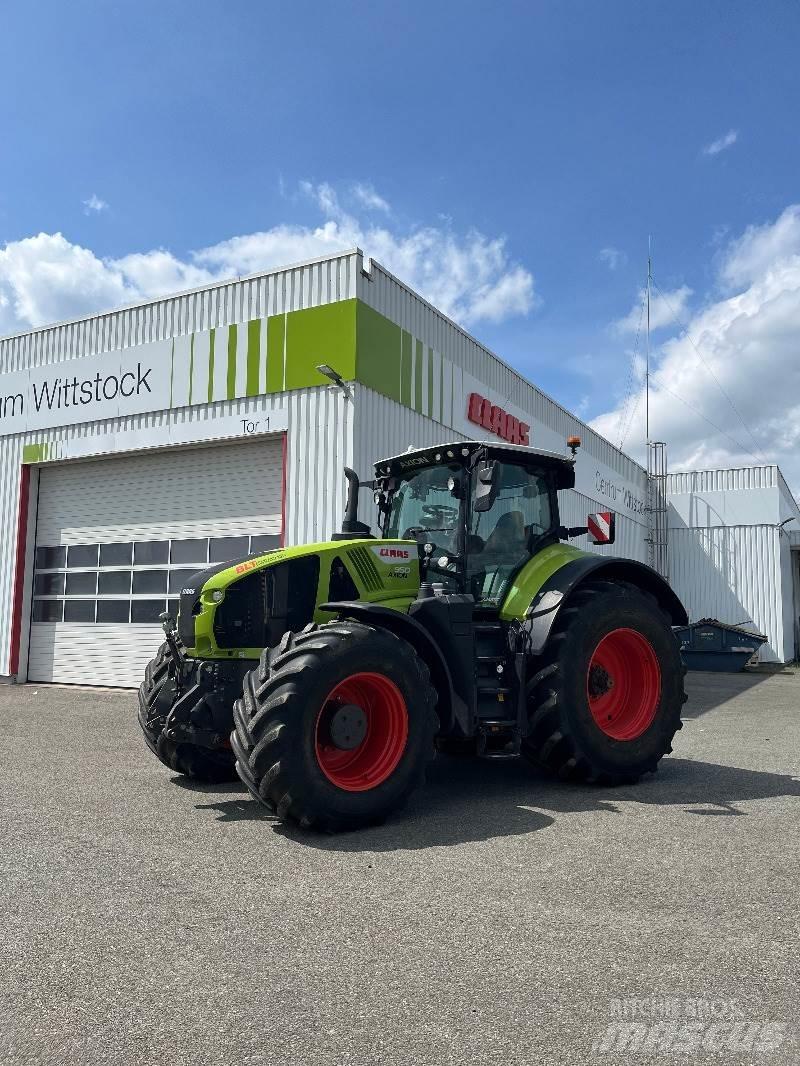 CLAAS Axion 950 Traktorit
