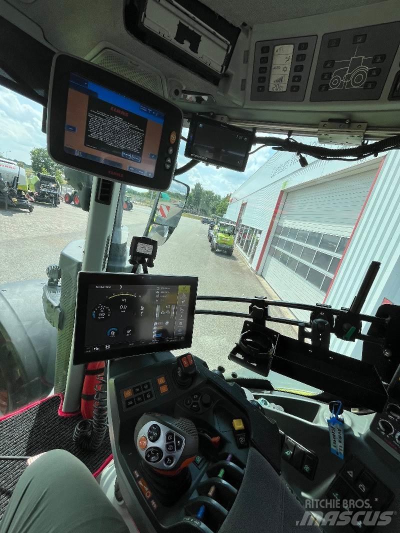 CLAAS Axion 950 Traktorit