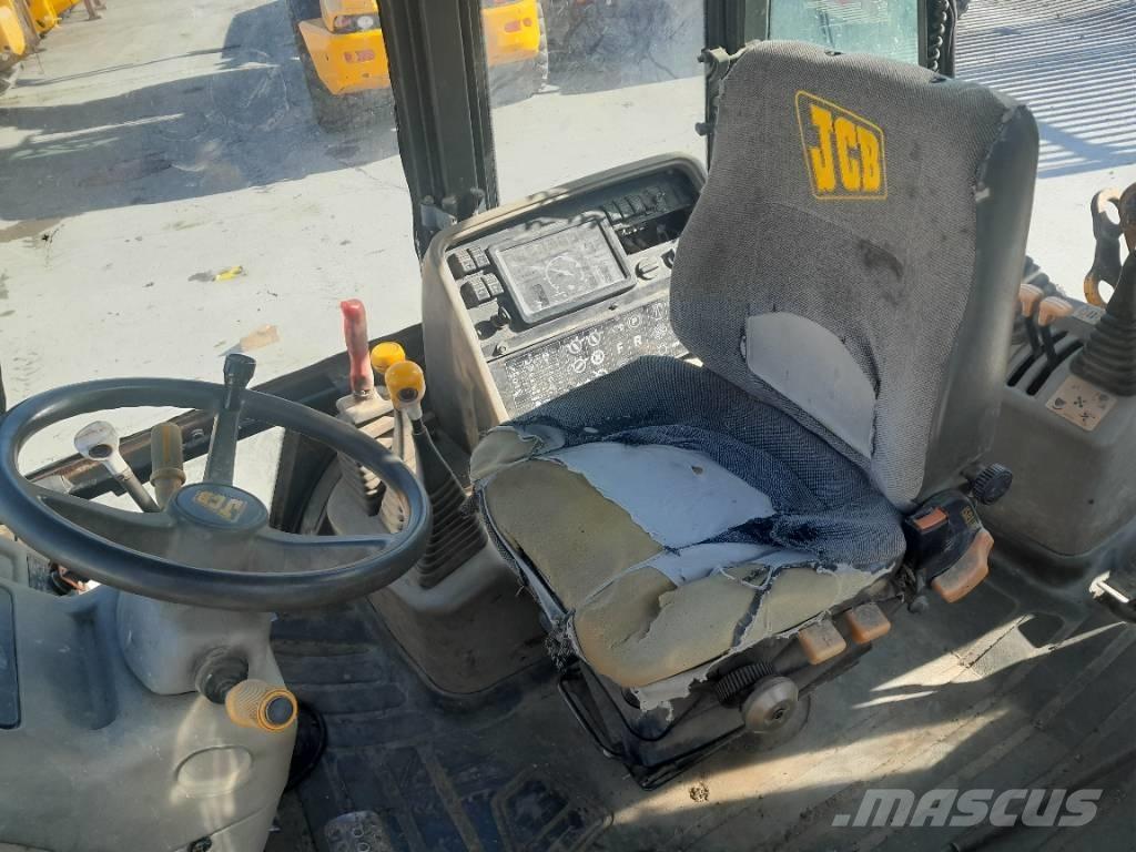 JCB 3 CX Kaivurikuormaajat