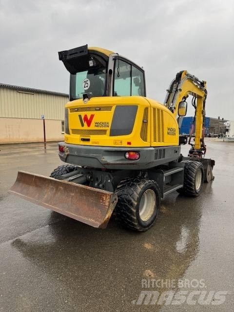 Wacker Neuson EW 65 Pyöräkaivukoneet