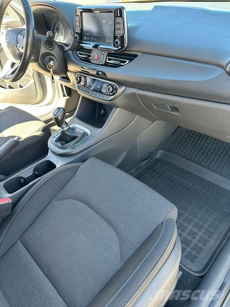 Hyundai I30 Henkilöautot