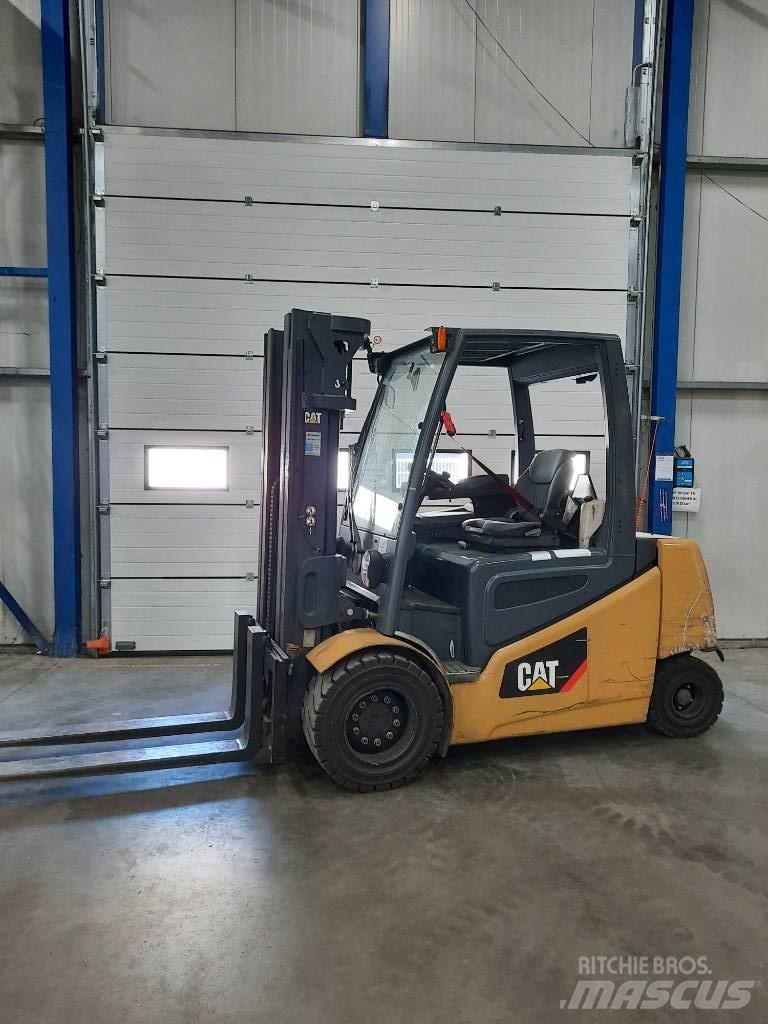 CAT EP50 2 Sähkötrukit