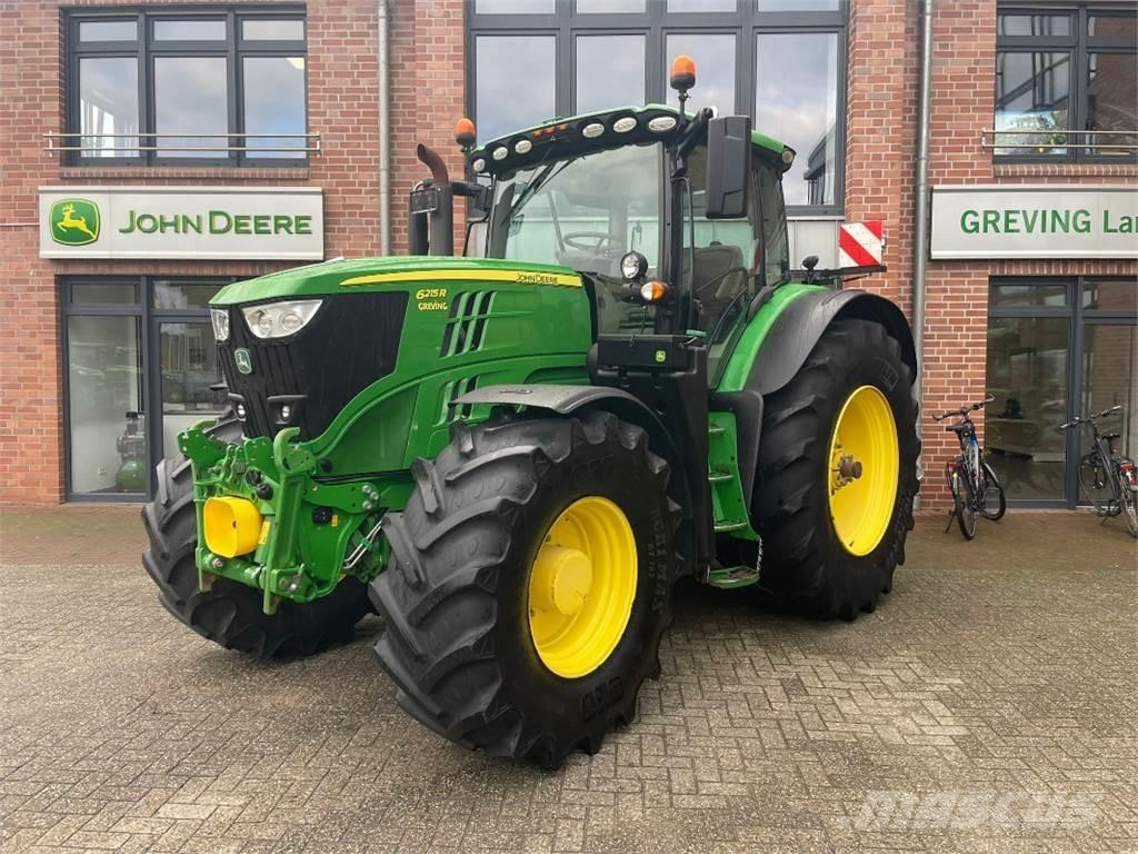 John Deere 6215R Traktorit