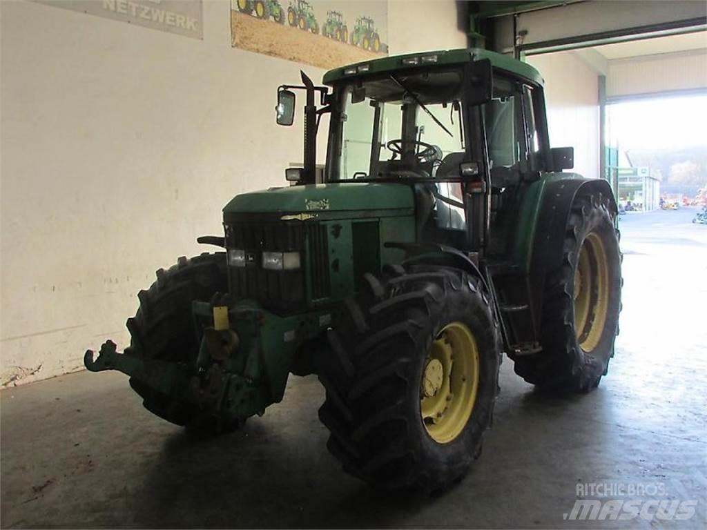John Deere 6310 Traktorit