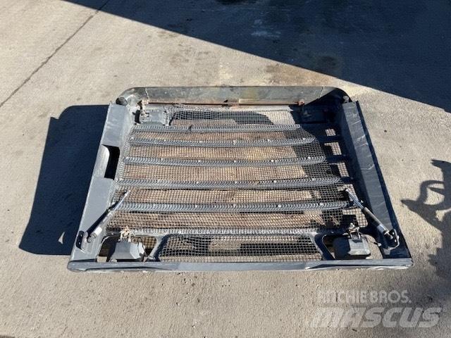 Doosan DL 400 OSŁONA Alusta ja jousitus