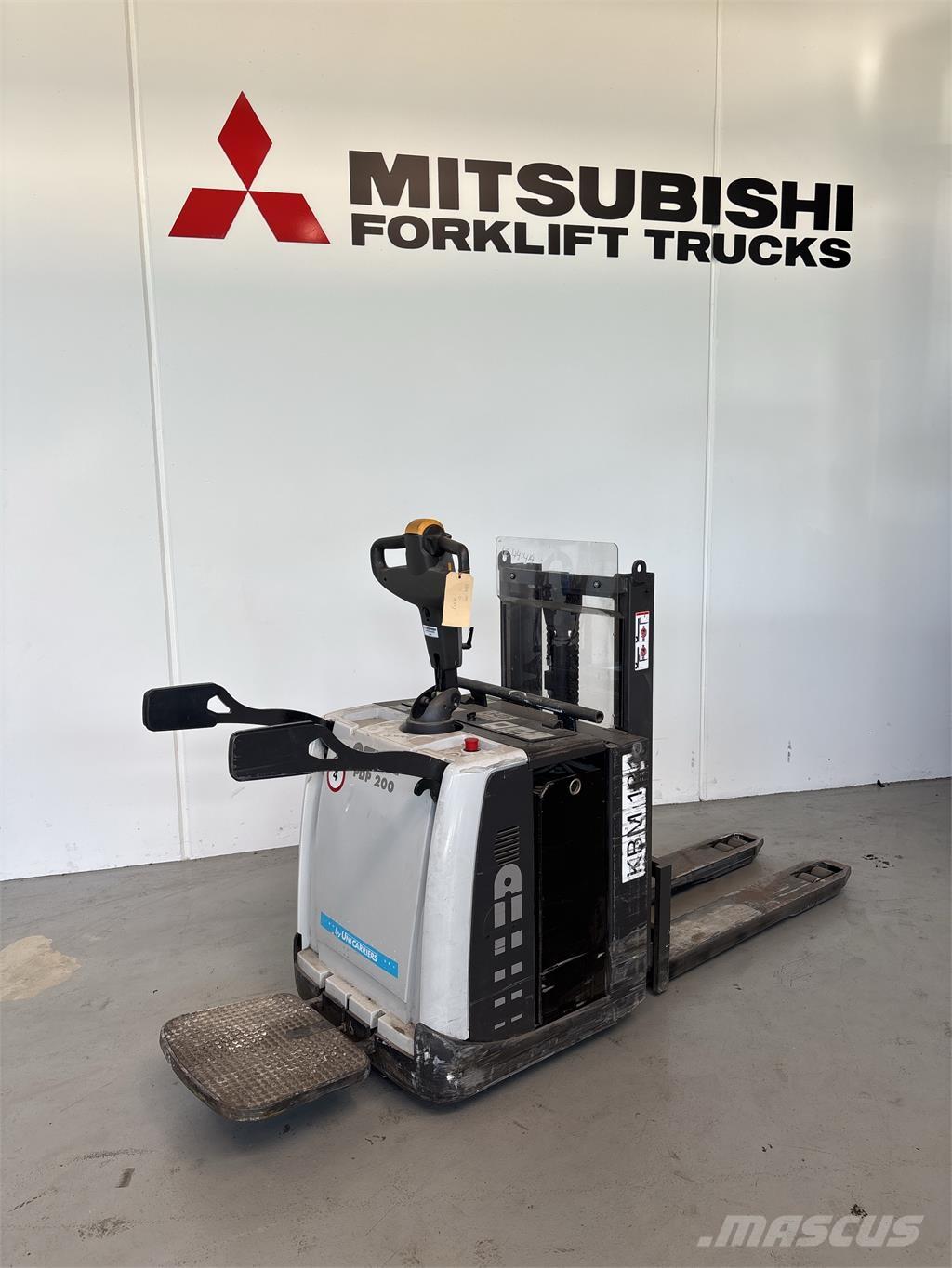 UniCarriers PDP200 Ajettavat pinoamisvaunut