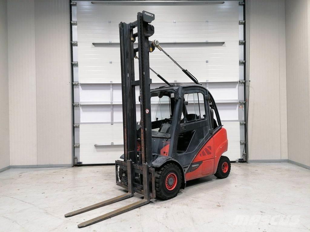 Linde H30T-02 Nestekaasutrukit