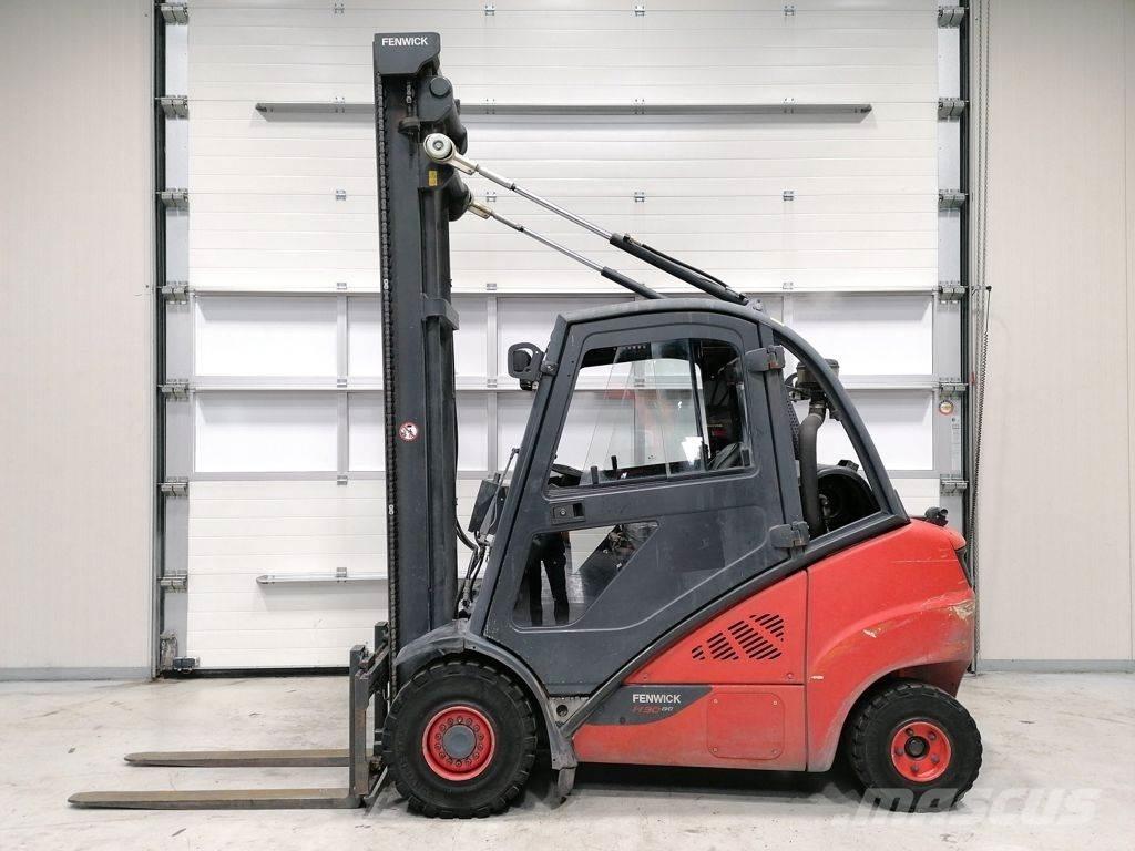 Linde H30T-02 Nestekaasutrukit