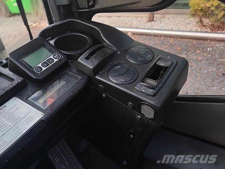 Toyota 02-8FGF15 Nestekaasutrukit