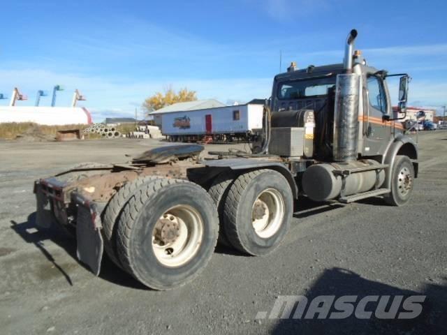 Freightliner M2 112 Vetopöytäautot