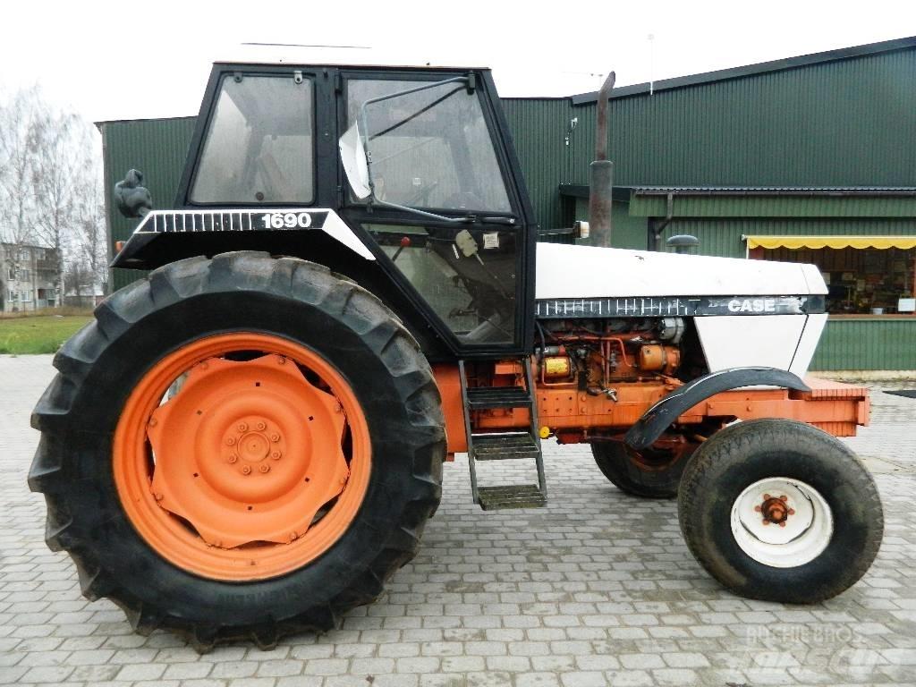 Case IH 1690 Traktorit