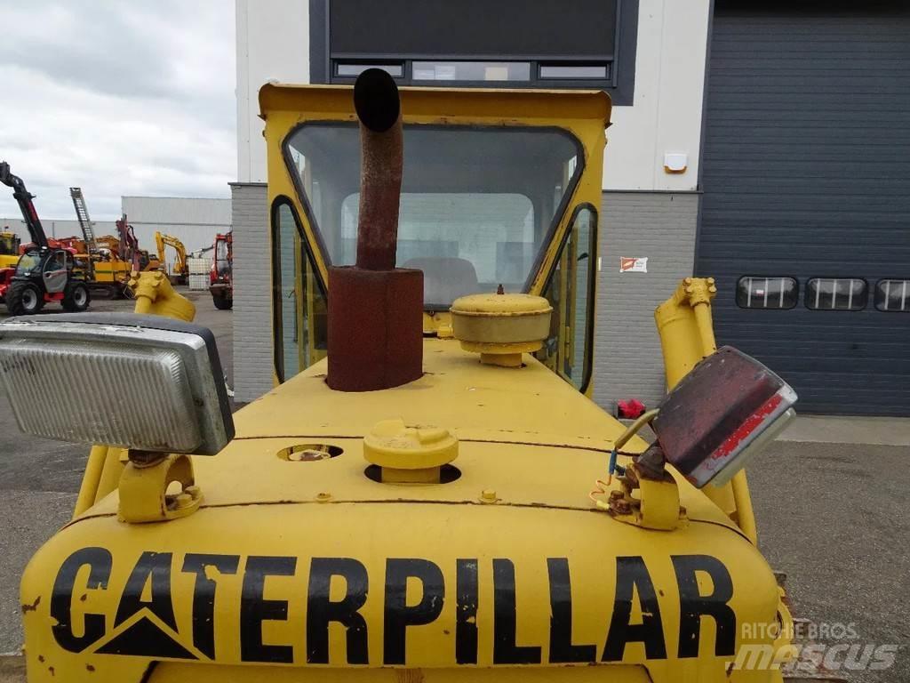 CAT D4D Telaketjupuskutraktorit