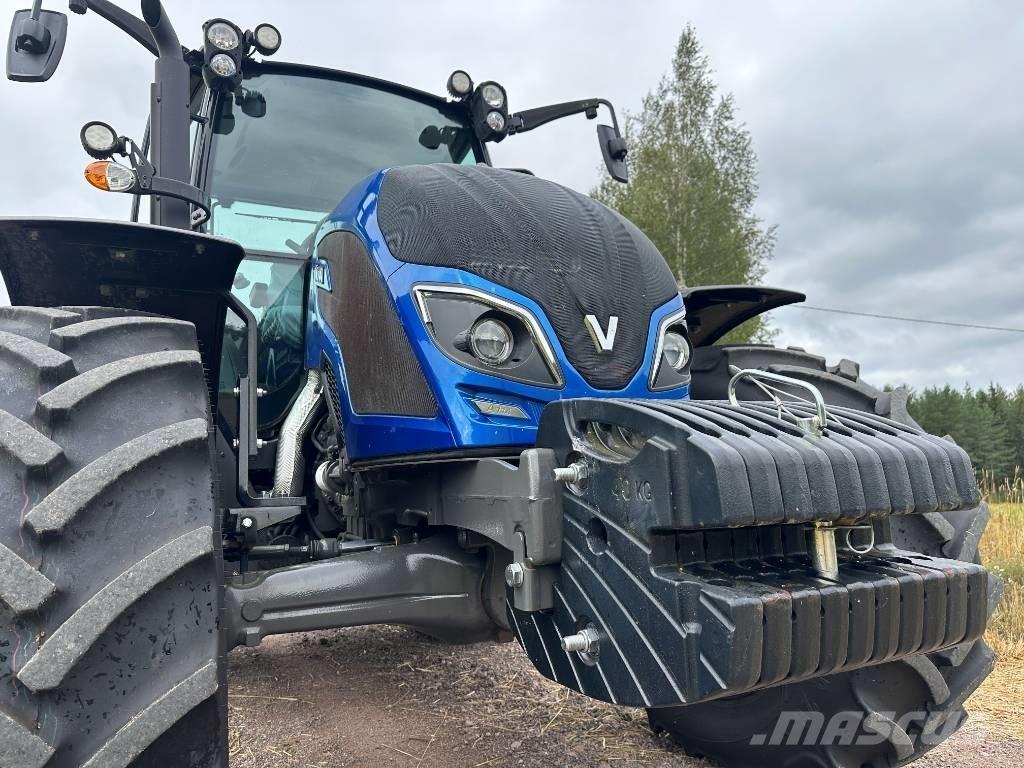 Valtra A 114 Traktorit