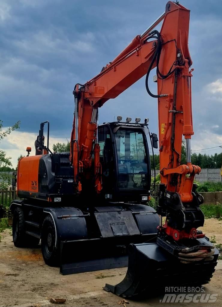 Hitachi 140W Pyöräkaivukoneet