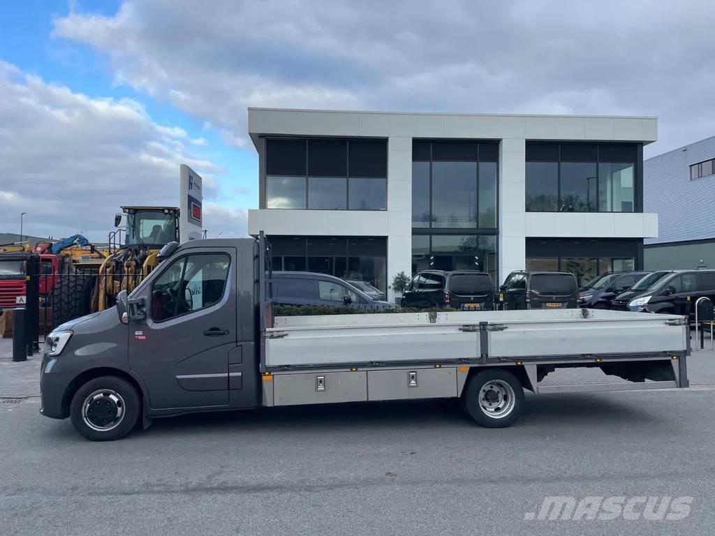 Renault Master Muut autot