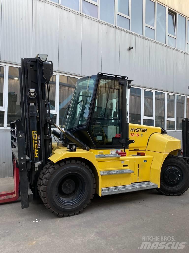 Hyster H12XD6 Dieseltrukit