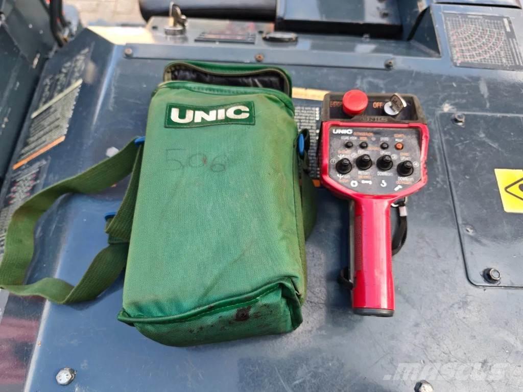 Unic URW 506 CDE Tela-alustaiset nosturit