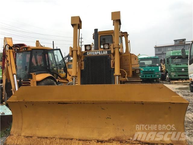 CAT D8K Telaketjupuskutraktorit