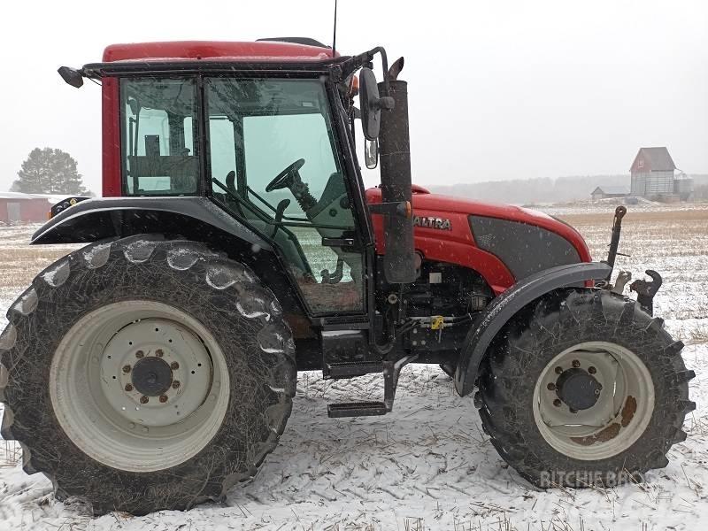 Valtra A 93 HITECH Traktorit