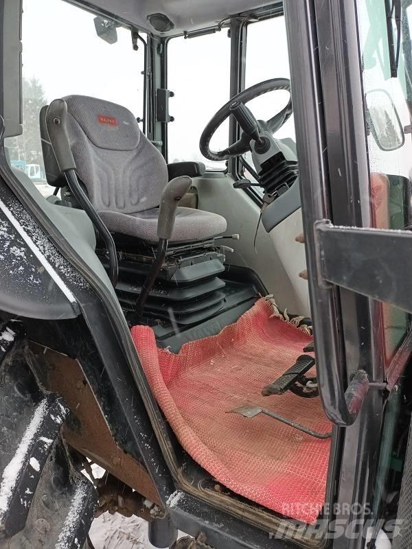 Valtra A 93 HITECH Traktorit