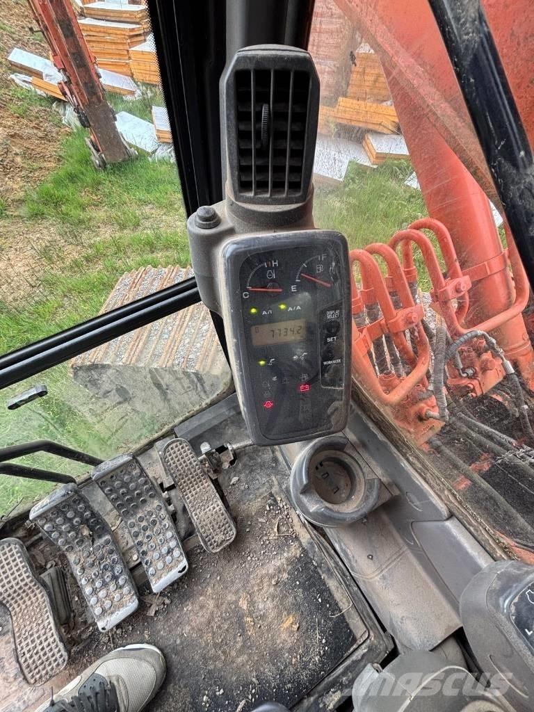 Hitachi Zaxis 180 LC Telakaivukoneet