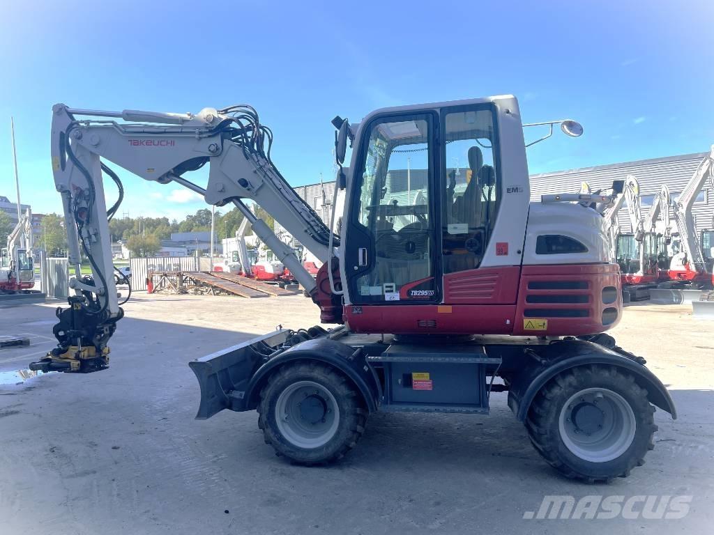 Takeuchi TB 295 W Pyöräkaivukoneet