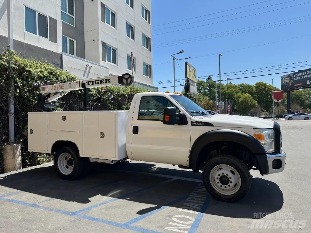Ford F 550 SD Tienhoitoautot
