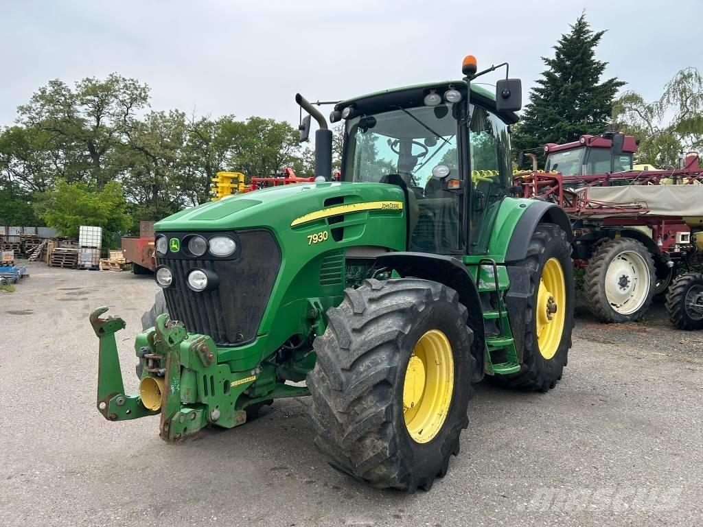 John Deere 7930 Traktorit