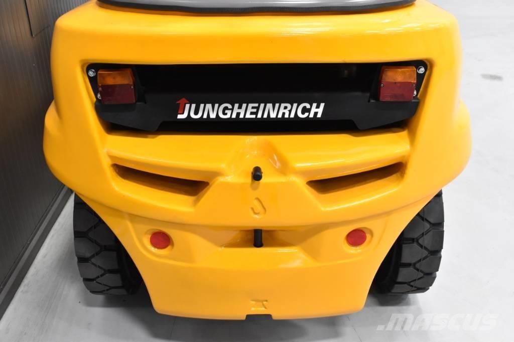 Jungheinrich TFG 540 Nestekaasutrukit