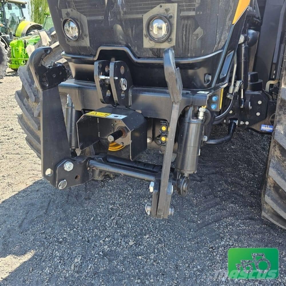 JCB FASTRAC 8330 Traktorit