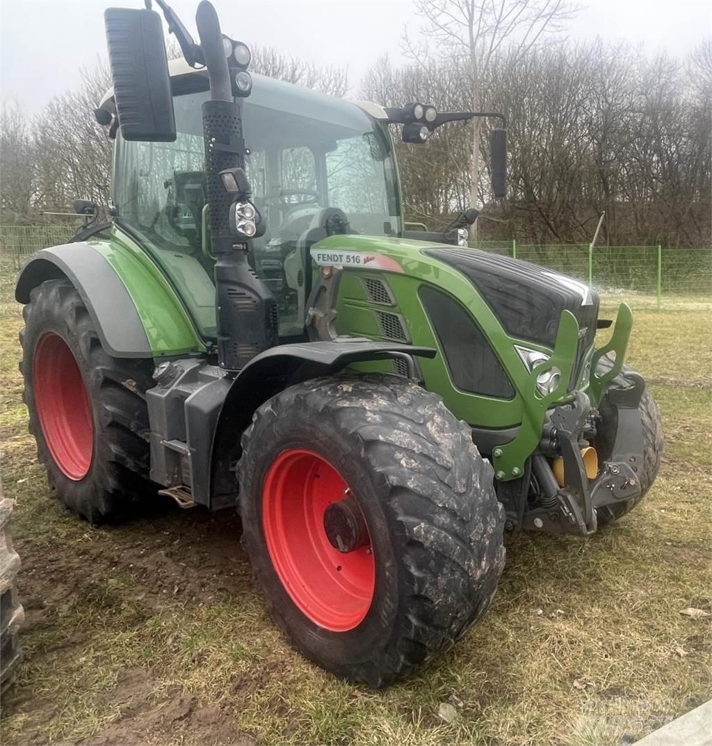 Fendt 516 Vario Traktorit