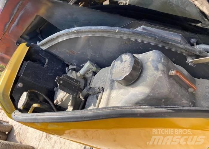 Komatsu PC30 Telakaivukoneet