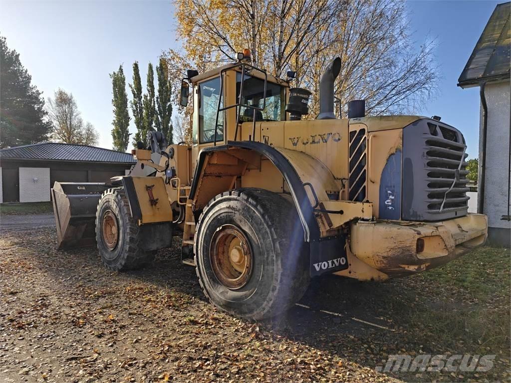 Volvo L180E Pyöräkuormaajat
