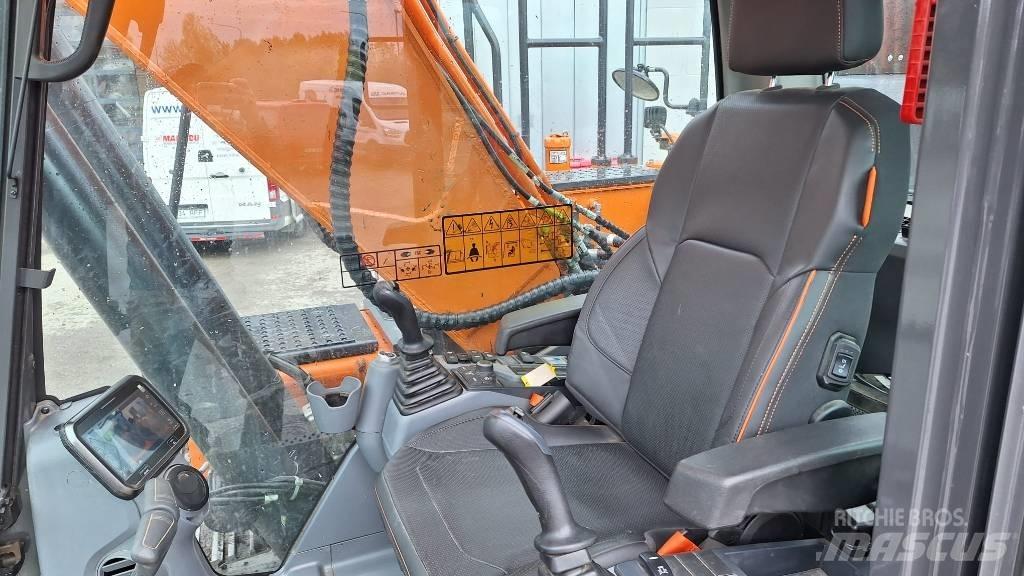 Doosan DX210LC-7 Telakaivukoneet