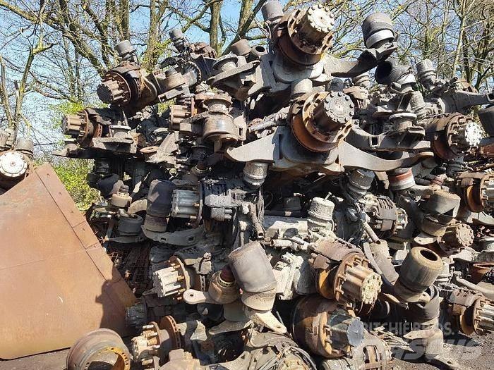  Axles Autobus Muut