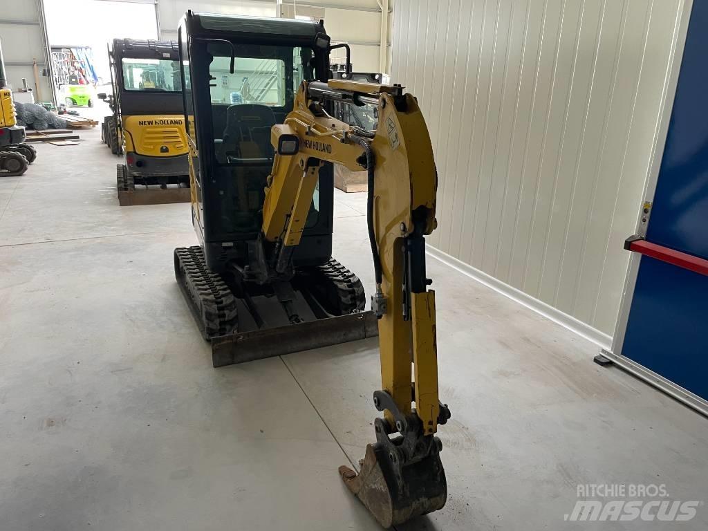 New Holland E 18 C Minikaivukoneet < 7t
