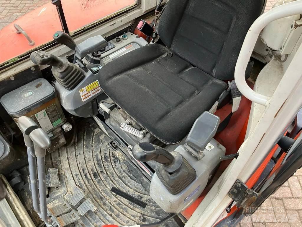 Kubota KX121-3 Minikaivukoneet < 7t
