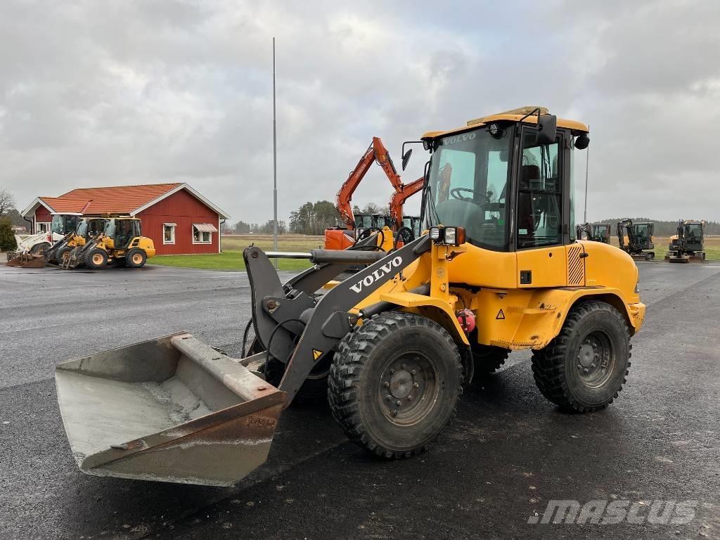 Volvo L 30 B Pro Pyöräkuormaajat