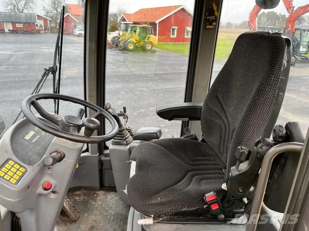 Volvo L 30 B Pro Pyöräkuormaajat