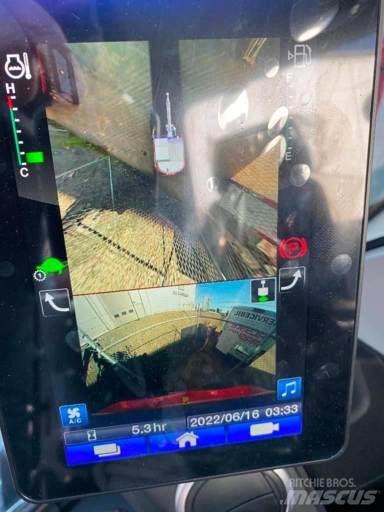 Takeuchi TB 395 W Pyöräkaivukoneet
