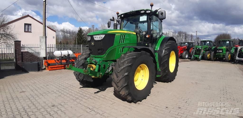 John Deere 6210 R Traktorit